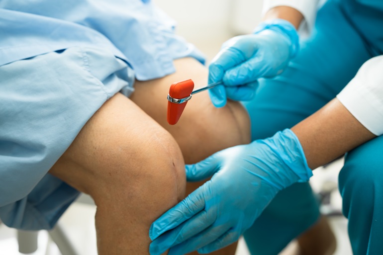 Joint treatment illustration at dr. shubham jain's clilic in indore